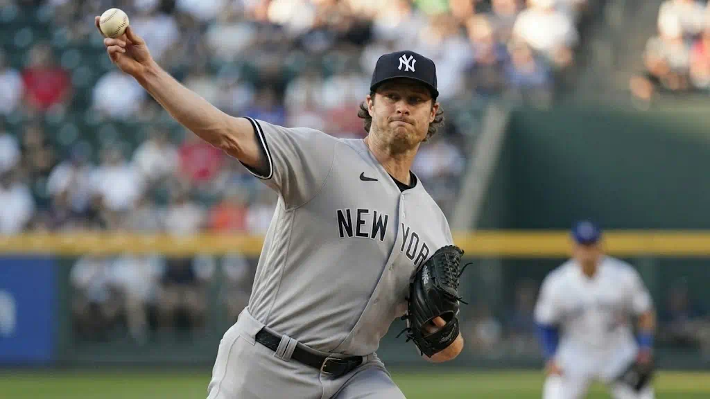 Gerrit Cole resiste y los Yankees vencen 7-3 a los Angels en plena lucha por octubre